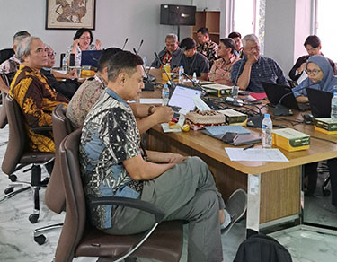 Jalamitra, Cara Kemlu Jaring Mitra Think Tank